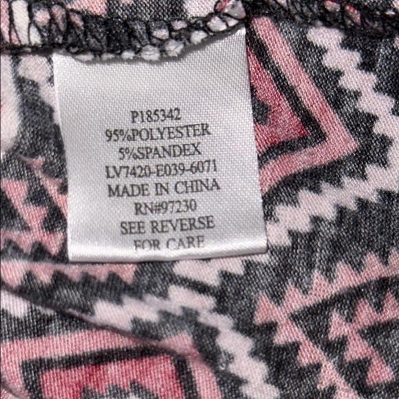 Almost Famous Black and Red Floral Blouse whimsigoth festival boho cottagecore - Picture 10 of 10